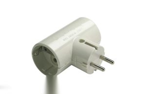 ADAPTADOR TT 16A-250V 79X83X43