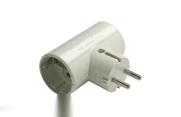 ADAPTADOR TT 16A-250V 79X83X43