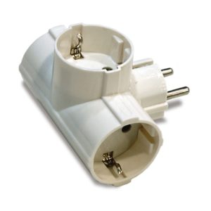 ADAPTADOR TT 16A-250V 79X83X63