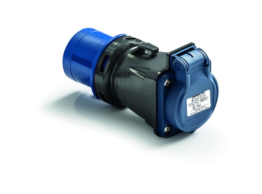 ADAPTADOR CLAVIJA 2P+T BASE 2P