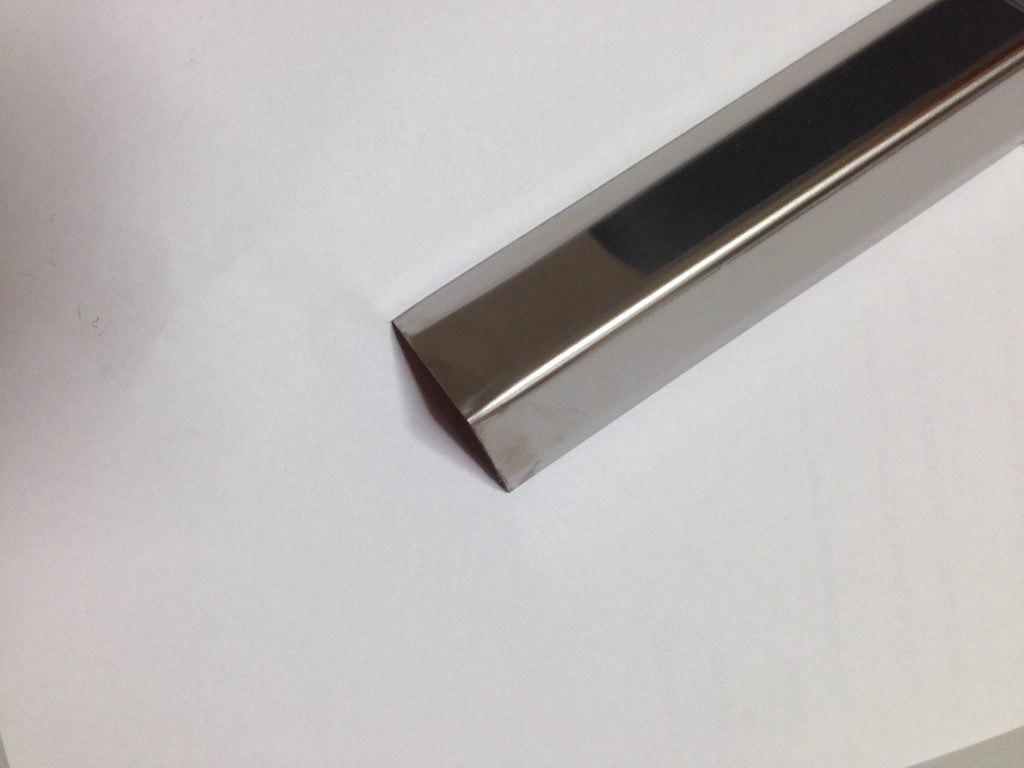 ESQUINERO ADH 25X25X2,70MT ACE