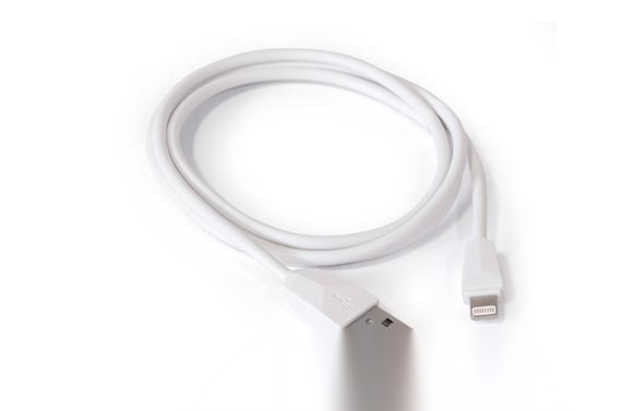 CABLE MULTIMEDIA USB A LIGHTIN