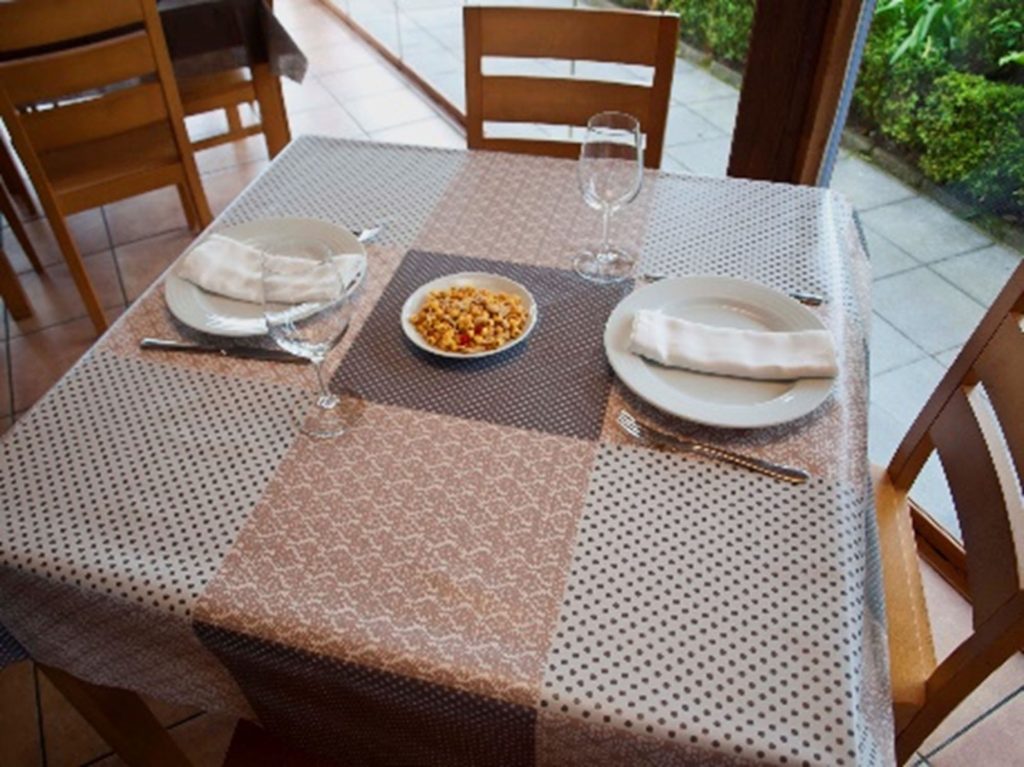 HULE 1,40X20M MONTECARLO MARRO