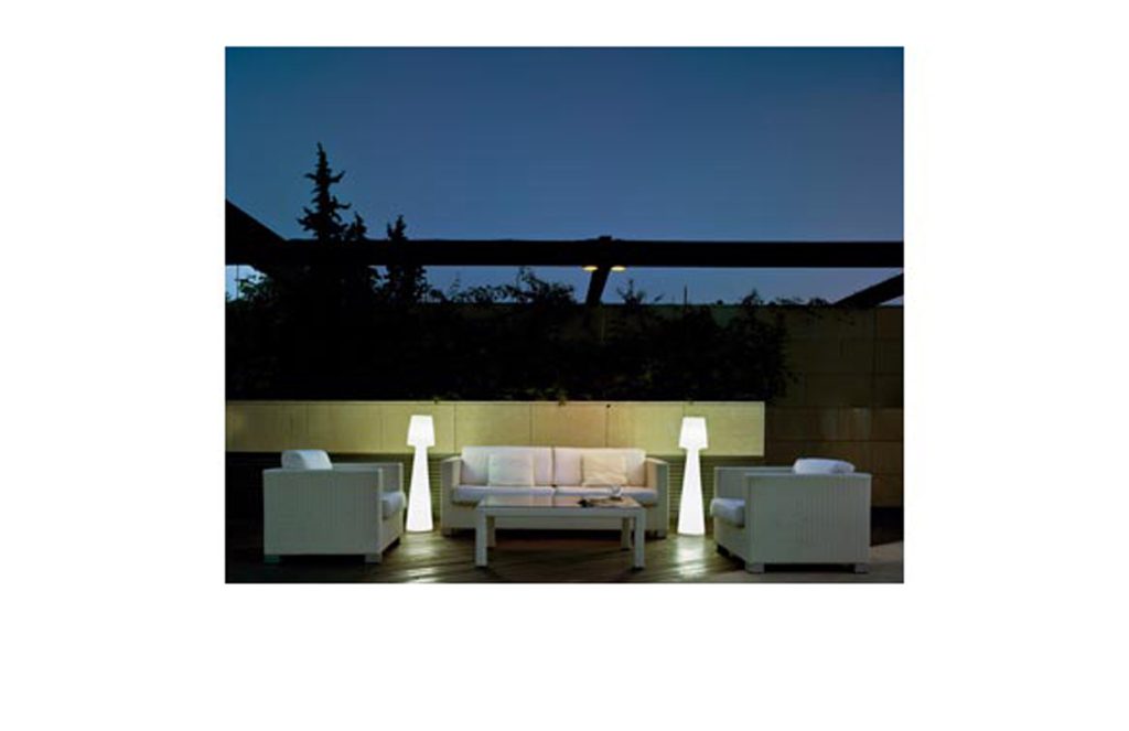 LAMPARA DE PIE EXTERIOR IP65 1