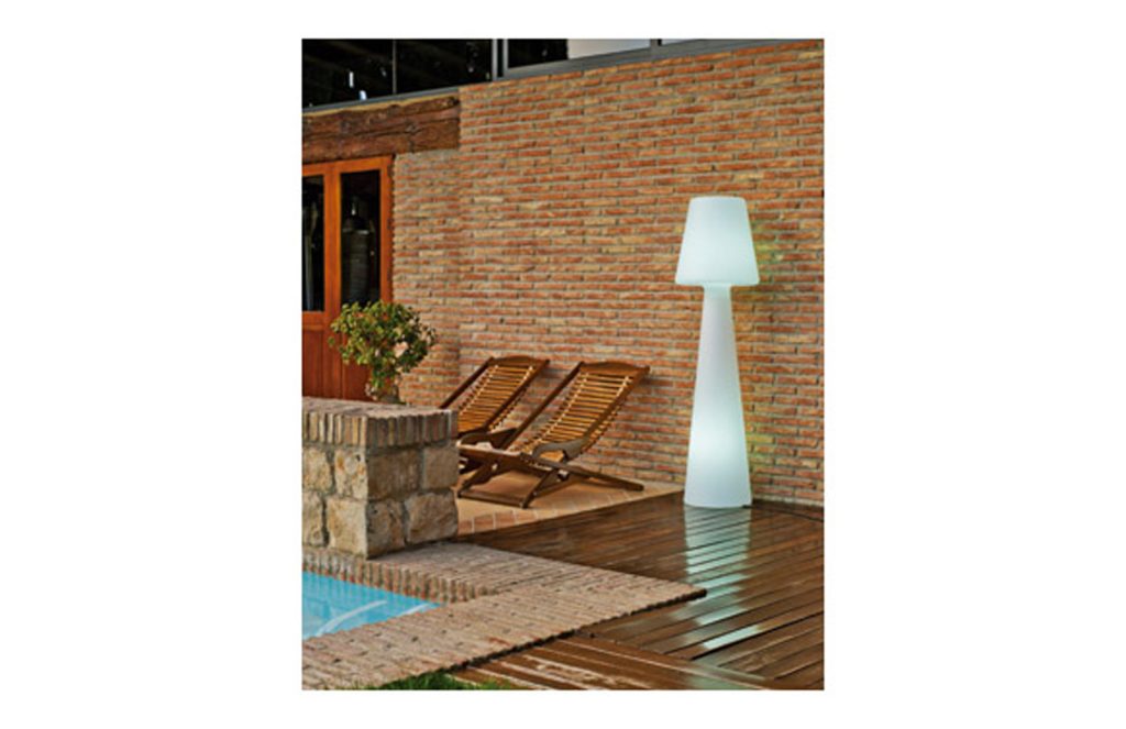 LAMPARA DE PIE EXTERIOR IP65 2