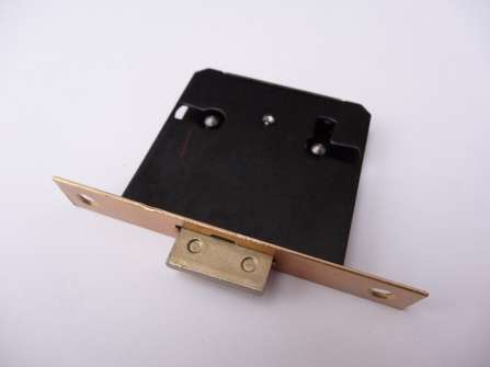 CERRADURA MAD.EMB. LLAVE A 30M