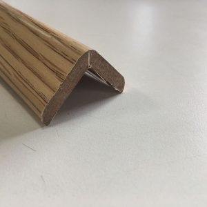 ESQUINERO ADH 30X30X2,60MT ROB