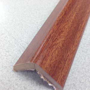 ESQUINERO ADH 30X30X2,60MT SAP