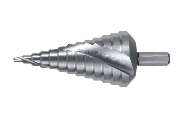 BROCA ESCALONADA EN ESPIRAL 04