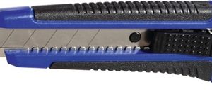 CUTTER 18X163MM INOX C/PULSADO