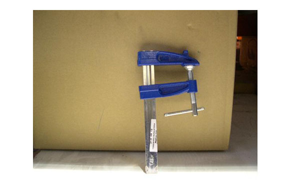 TORNILLO APRIETE DE HUSILLO 60