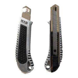 CUTTER 18 MM NV100798