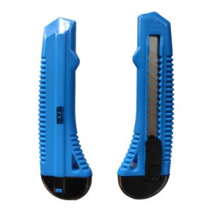 CUTTER 18 MM ABS NV100802