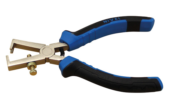 ALICATE PELACABLE 150 MM NIVEL