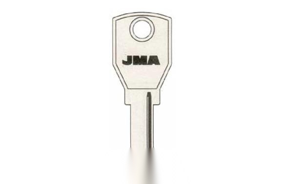 LLAVE ACERO JMA AGA-18D