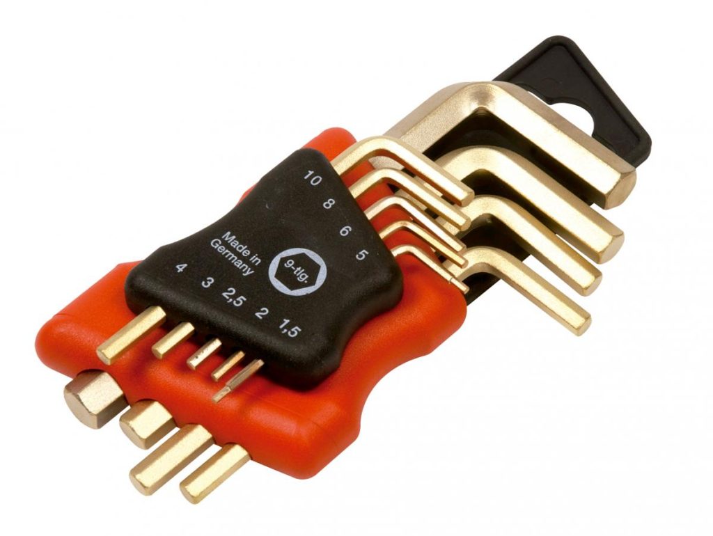 MULTIMETRO DIGITAL BASIC 140X6