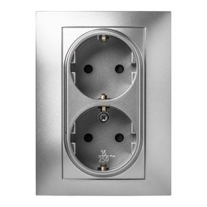 BASE ENCHUFE DOBLE SCHUKO TT E