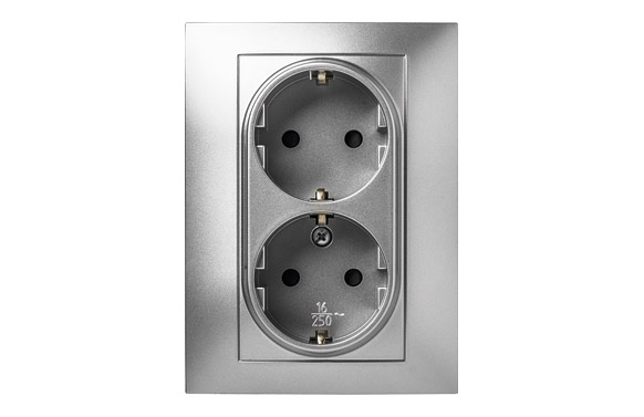 BASE ENCHUFE DOBLE SCHUKO TT E