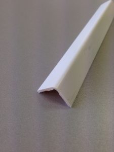 ESQUINERO ADH 15X15X2,60MT BL