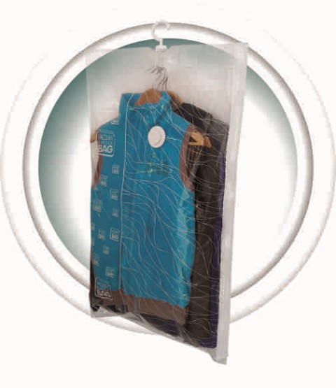 BOLSA VACIO CON PERCHA 70X144C