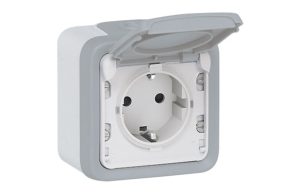 ENCHUFE PLEXO 55 SUP. 8,4X6,2X