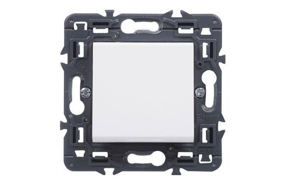 PULSADOR EMP 9X9X3,8CM VALENA