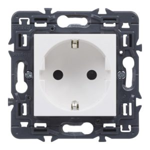 BASE ENCHUFE EMP TOMA TIERRA 9