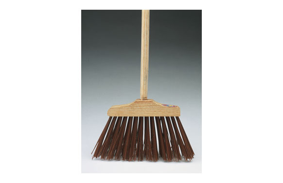 ESCOBIJO BARRENDERO MANGO CORT