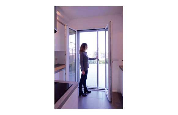 MOSQUITERA PARA PUERTA ENROLLA