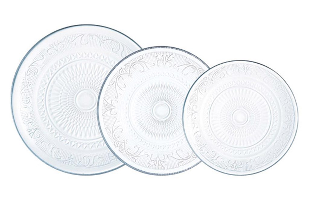 VAJILLA 18 PZAS CRISTAL GRABAD