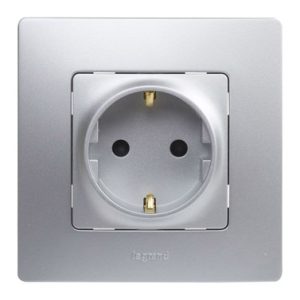 BASE ENCHUFE 2P+T EMP. PLATA S