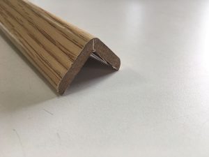 ESQUINERO ADH 30X30X2,60MT ROB