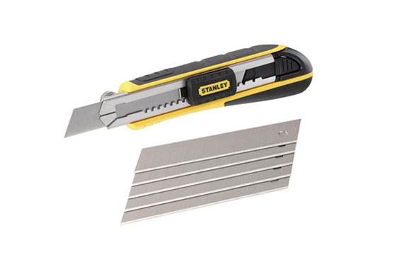 CUTTER 18X180MM INOX C/PULSADO