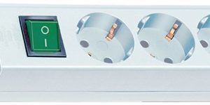 REGLETA 3 TOMAS CABLE 1,5M INT