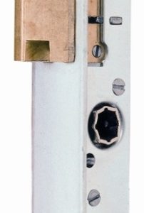 PICAPORTE 23X14MM H. 5553