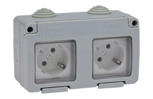 BASE ENCHUFE SCH.DOB EST.TT 10