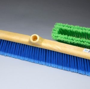 CEPILLO BARRENDERO 600 MM UNIV